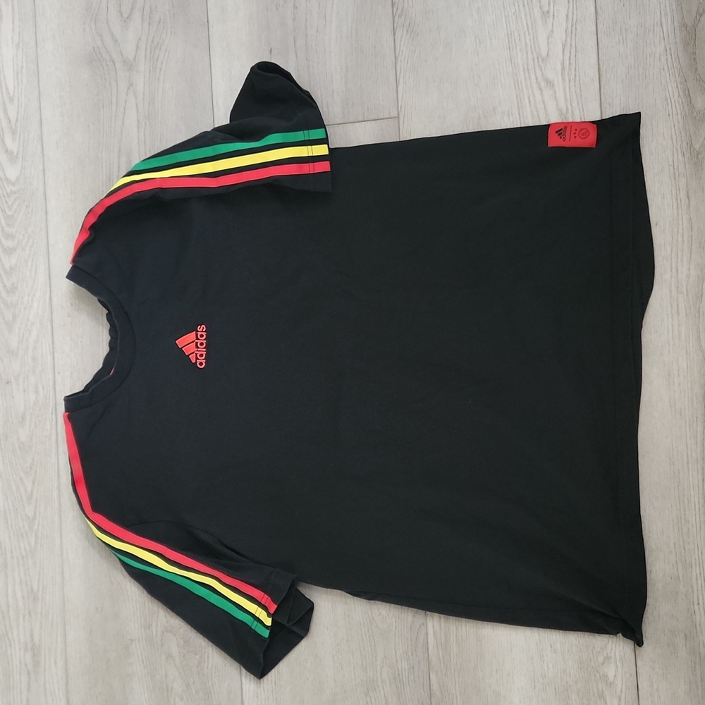 Adidas Shirt Great Condition